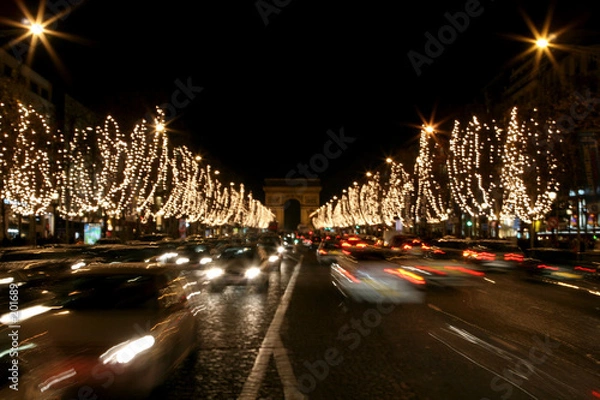 Fototapeta les champs élysées illuminés (2)