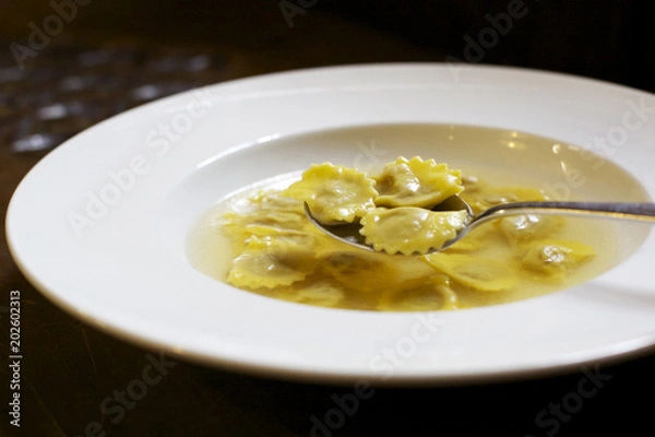 Obraz anolini on a spoon