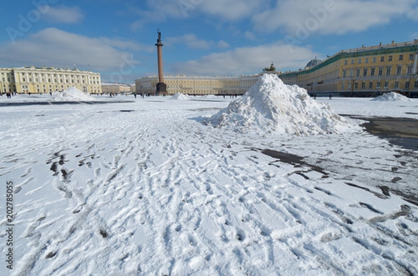 Obraz A snowdrift in the town square.