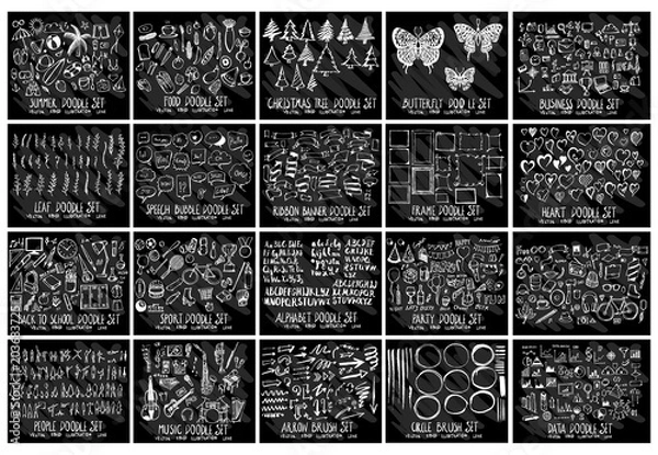 Fototapeta Ręcznie rysowane doodle linia ilustracji wektorowych z. Lato, jedzenie, choinka, motyl, biznes, liść, mowa, wstążka, rama, serce, powrót do szkoły, sport, czcionka, impreza, ludzie na tablicy