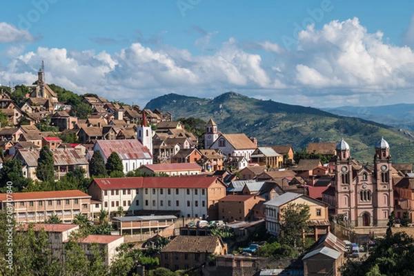 Fototapeta Old colonial center of Fianaratsoa (Good education in Malagasy), the second largest city in Madagascar and its cultural and intellectual center.