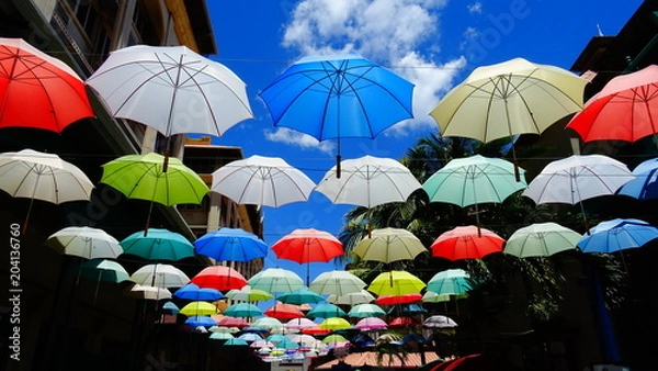 Obraz Farbige Sonnen- /Regenschirme - Mauritius / Port Louis