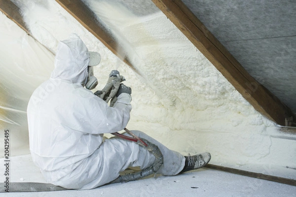 Obraz natrysk pianki poliuretanowej na dach