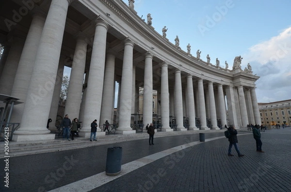 Fototapeta  St. Peter`s Square; Saint Peter`s Square; landmark; column; structure; classical architecture