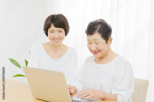 Fototapeta 母娘　ノートパソコン