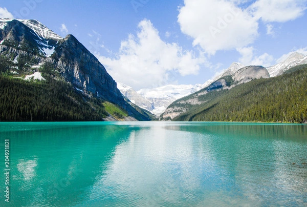 Obraz 春のカナディアン・ロッキー　バンフ国立公園　レイク・ルイーズ（カナダ）