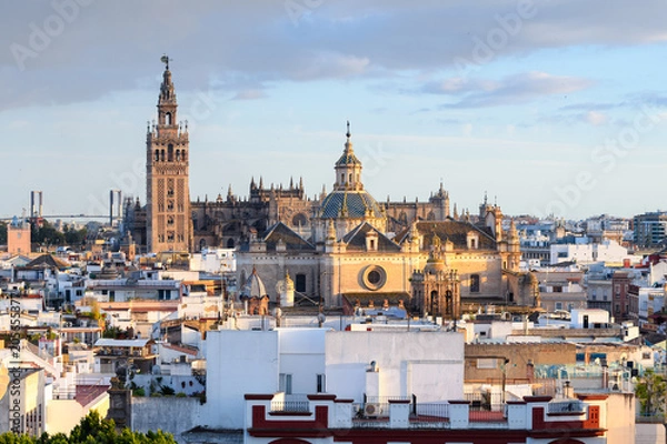 Fototapeta panoramic views of seville old town with giralda tower bell at background
