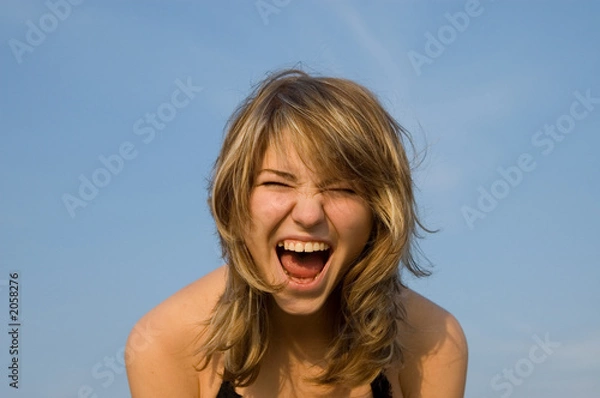 Obraz pretty girl shouting loud