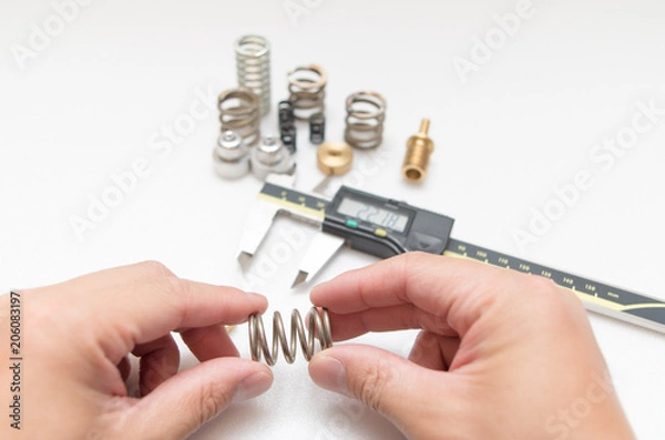 Obraz ノギス　寸法測定　スプリング