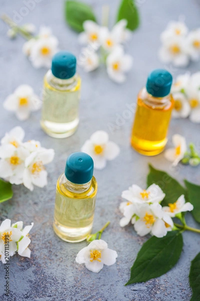 Obraz jasmine essential oil