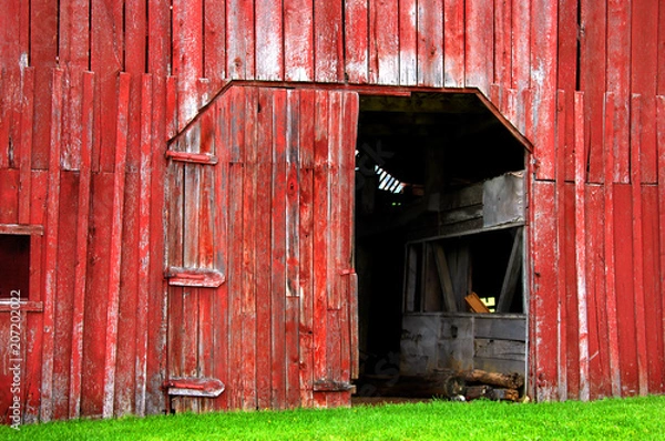 Obraz Bright Red Barn With Open Door