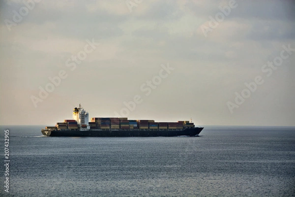 Obraz container ship at sea