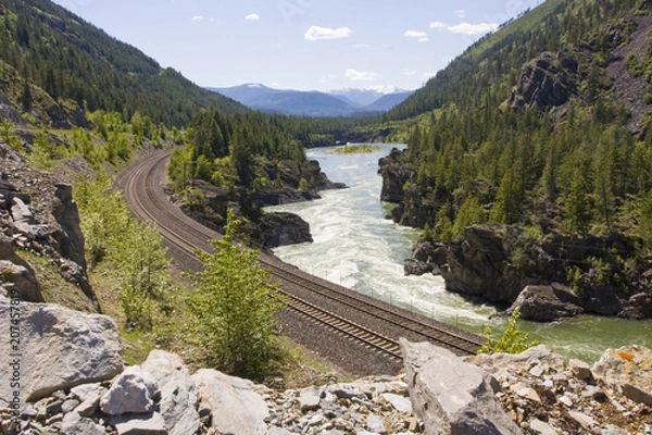 Fototapeta Kootenai River Train Tracks North West Montana