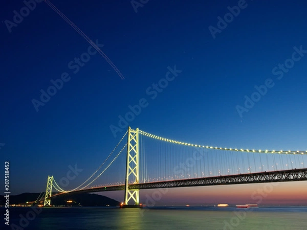 Fototapeta 兵庫 舞子公園から見る夕暮れの明石海峡大橋