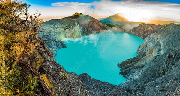 Obraz Kawah Ijen volcano with trees, panorama, beautiful sunrise in Java, Indonesia
