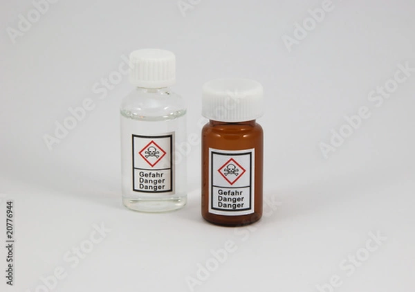 Obraz Flaschen weiß + braun - giftig