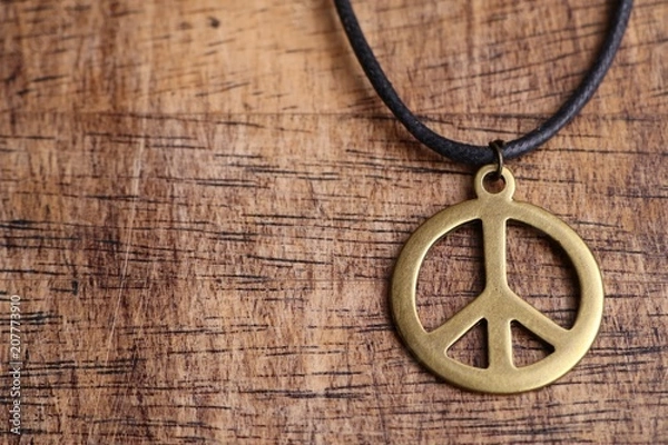 Obraz Peace symbol leather necklace