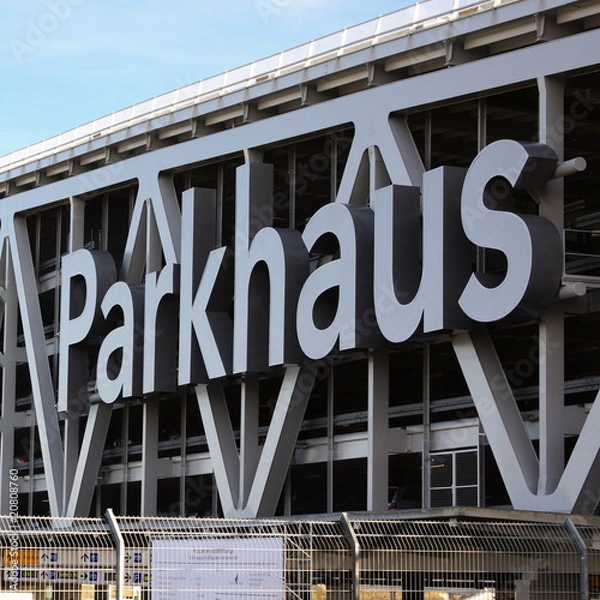 Obraz Parkhaus - Neue Messe