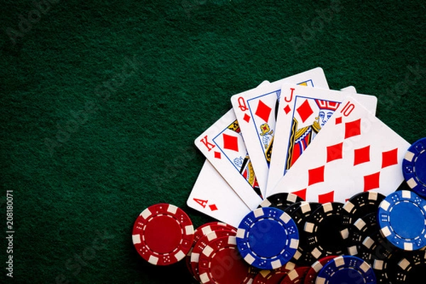 Fototapeta straight flush with poker chips casino