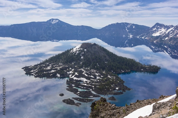 Fototapeta July 2017 : Wizard Island viewed from the west rim of the Crater Lake, Oregon, USA