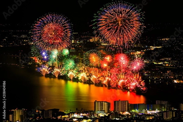 Fototapeta 比叡山から眺めるびわ湖花火大会