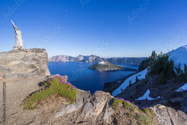 Fototapeta Beautiful scenery of Crater Lake and Wizard Island in summer as seen from the north rim, Oregon, USA