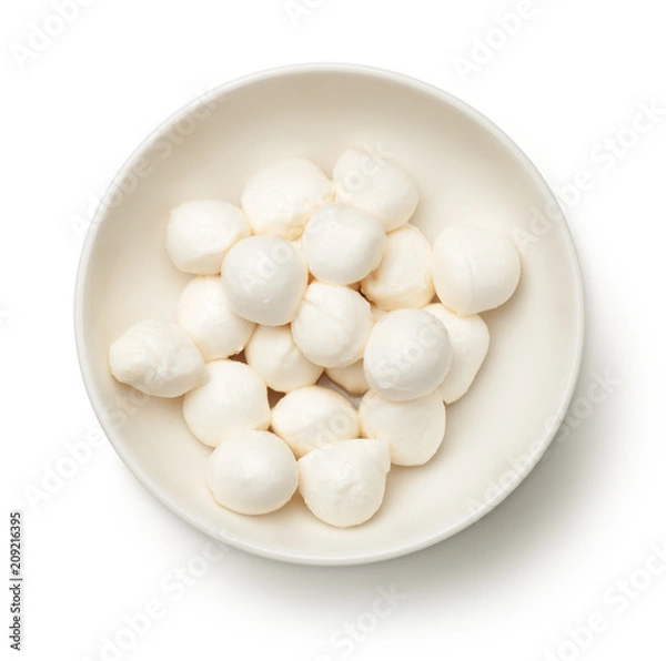 Obraz Mozzarella w misce na białym tle