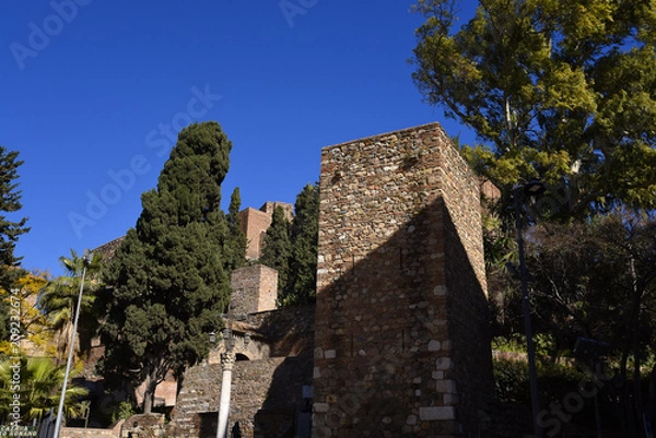 Obraz The Alcazaba is a palatial fortification in Malaga, Spain. It was built by the Moorish Hammudid dynasty in the early 11th century.
