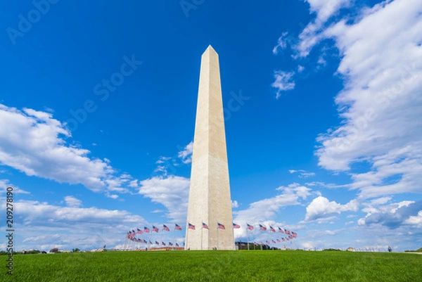 Obraz washington dc,Washington monument on sunny day with blue sky background.