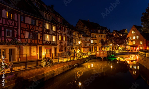 Obraz Beautiful city view and river reflection 2