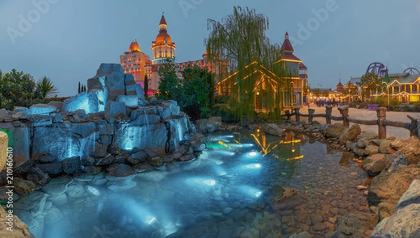 Obraz ADLER, RUSSIA - March 23, 2018: Pond in Sochi Park.