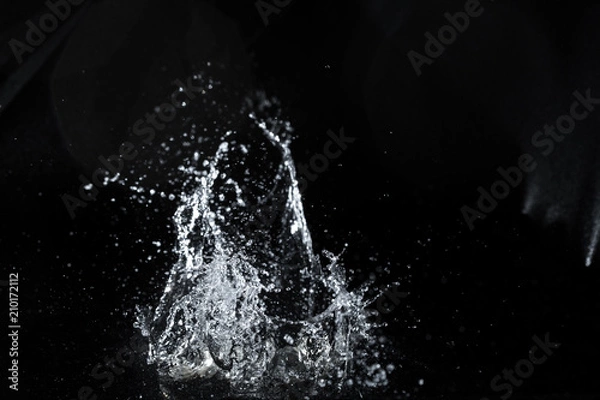 Fototapeta water splash black background backdrop fresh feeling