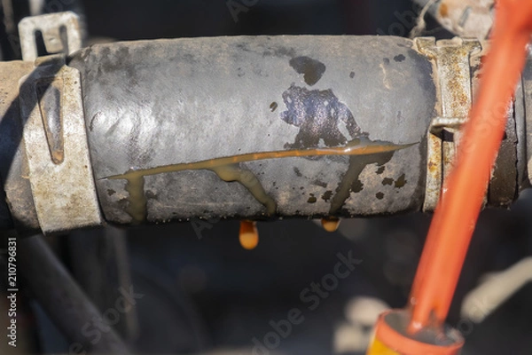 Obraz broken auto pipe cooling system