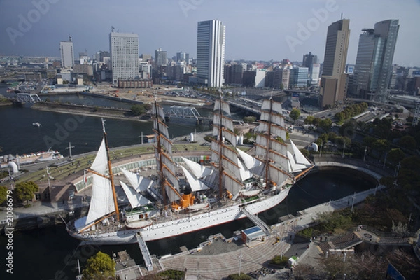 Fototapeta 係留されている日本丸のハイアングル