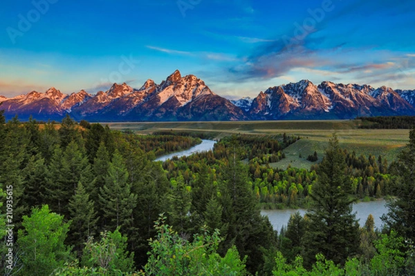 Obraz Sunrise view of the Grand Tetons from the Snake River overlook in Jackson Hole, Wyoming.