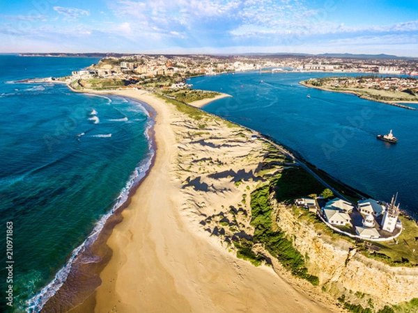 Obraz Nobbys Beach and Lighthouse Aerial, Newcastle, Australia