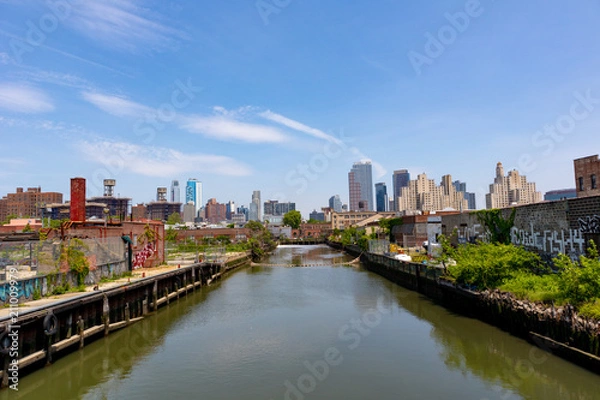 Fototapeta View of Brooklyn and the Gowanus Canal