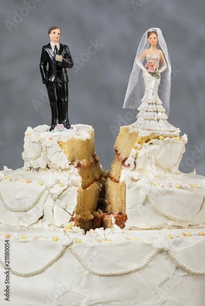Fototapeta Bride and groom separated by future doubts and possible problems