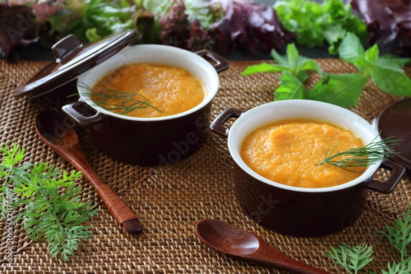 Fototapeta にんじんポタージュスープ