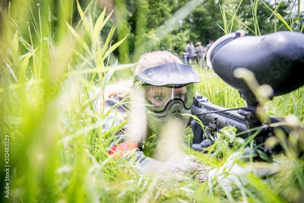 Fototapeta paintball, dziewczyna