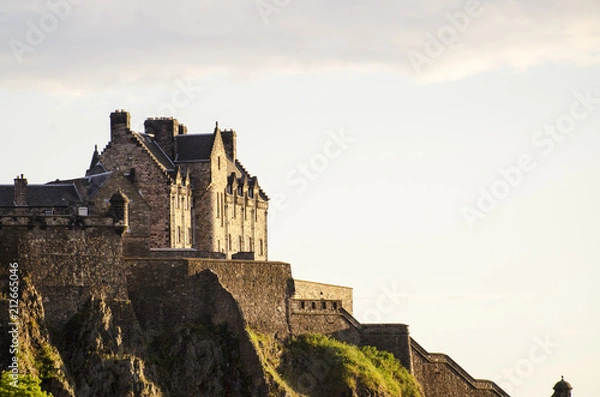 Obraz Sun Shining on a Castle