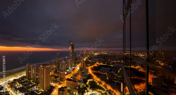 Obraz Sunrise view of Surfers Paradise, Gold Coast, Australia