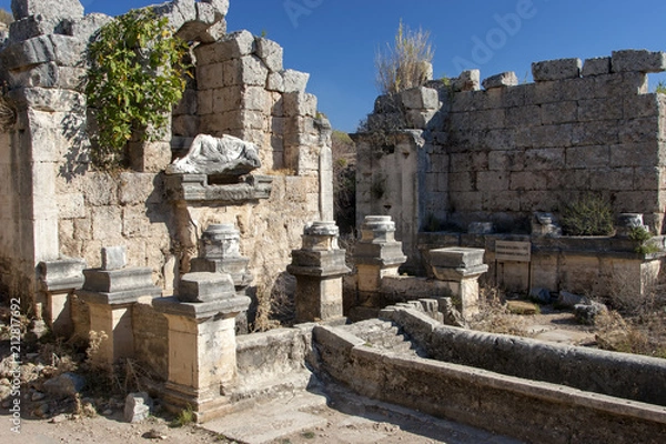 Obraz Ancient city of Perge, fountain and pool, Antalya, Turkey.