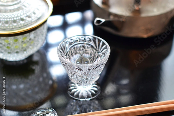 Fototapeta ガラスの食器で晩酌