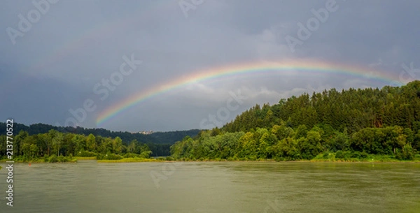 Fototapeta Regenbogen über dem Donautal