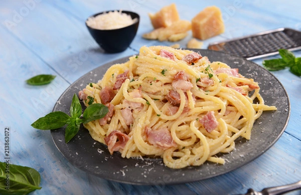 Obraz Delicious carbonara pasta