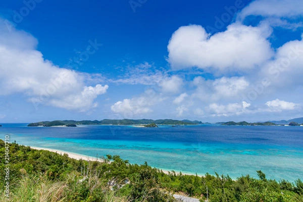 Fototapeta 沖縄県 阿嘉島　ニシ浜展望台からの景色
