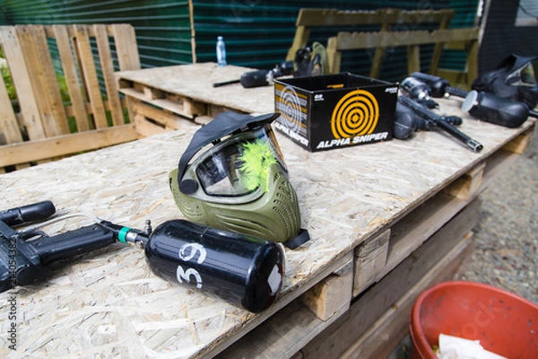 Obraz helmet after paintball game