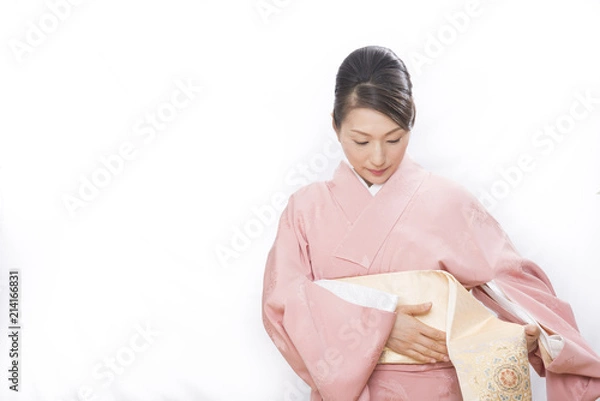 Fototapeta 着物を着る女性