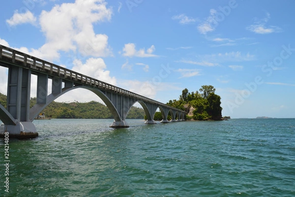 Fototapeta the pedestrian bridge in the Saman Gulf Dominican Republic, connects the coast with two tiny islets of Cayo Linares and Cayo-Vihia